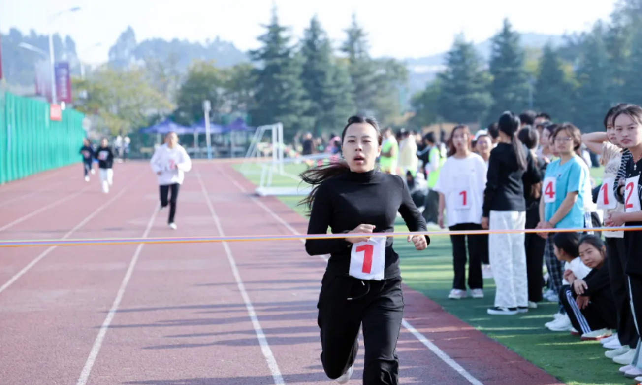 1732804497142013878.png image.png