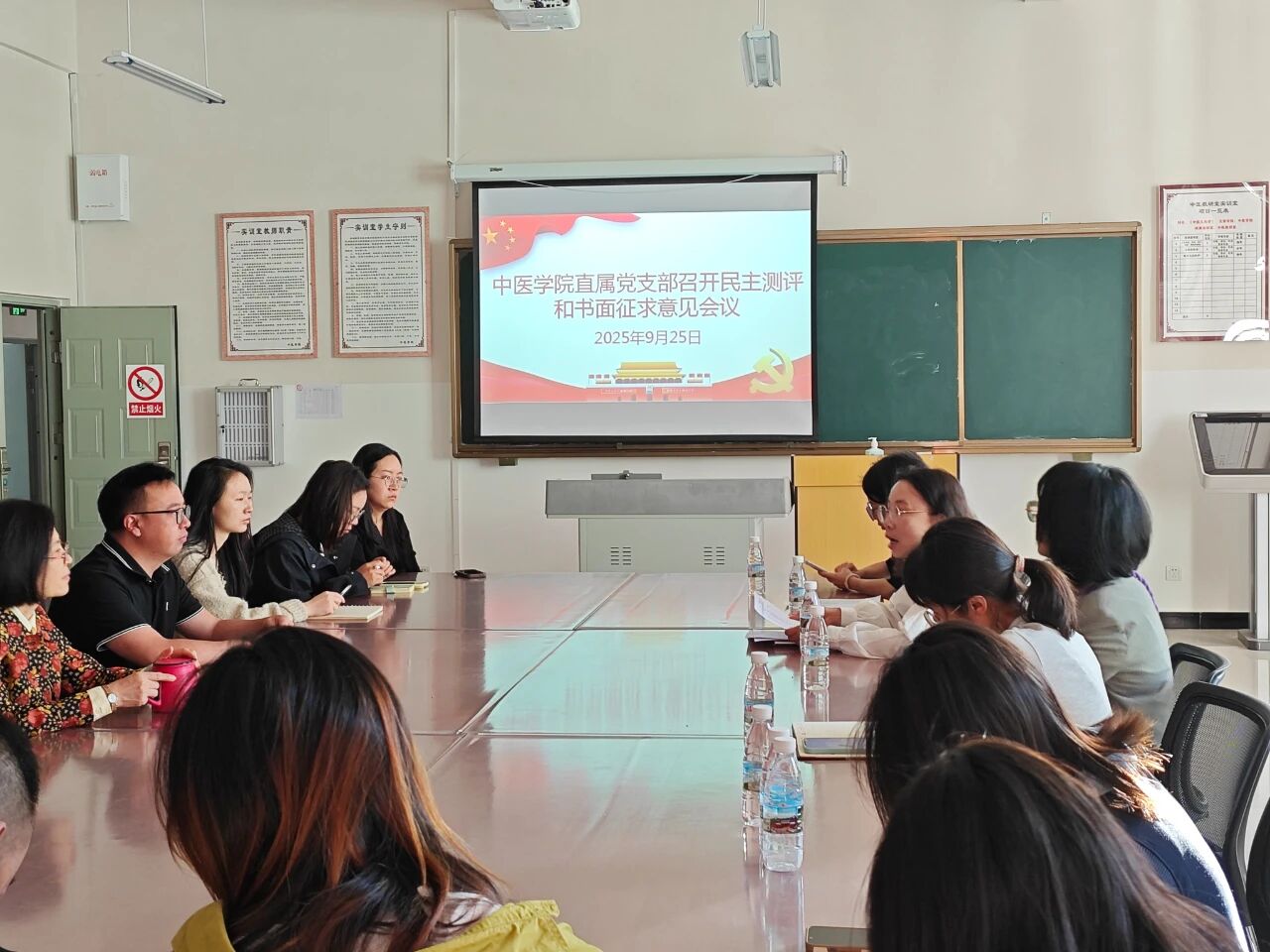 1762247450901039291.jpg 9f25b3abc66ba78dfaeb4b3b87673f53.jpg